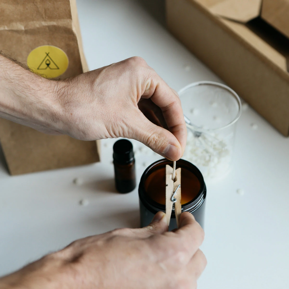 Earl Of East | Soy Wax Candle Making Kit 6 Earl Of East | Soy Wax Candle Making Kit - Image 4