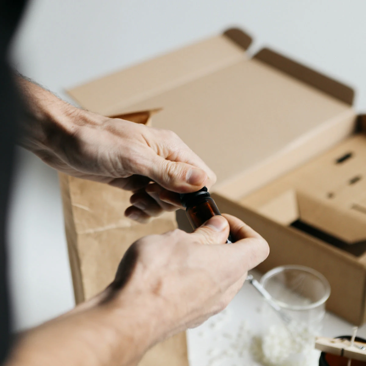 Earl Of East | Soy Wax Candle Making Kit 8 Earl Of East | Soy Wax Candle Making Kit - Image 6