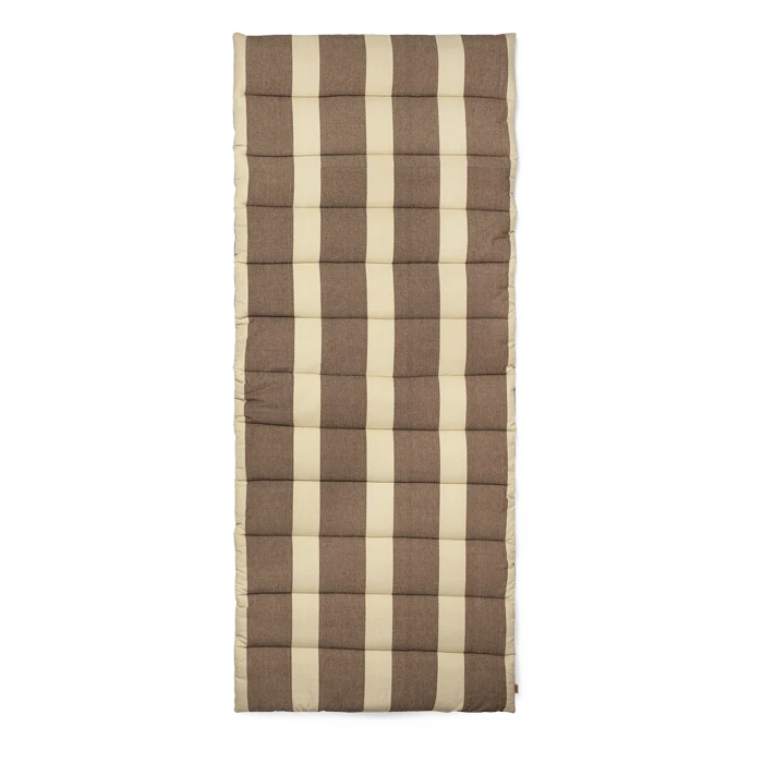 Ferm LIVING | Strand Outdoor Quilted Mattress - Carob Brown/Parchment 3 Ferm LIVING | Strand Outdoor Quilted Mattress - Carob Brown/Parchment